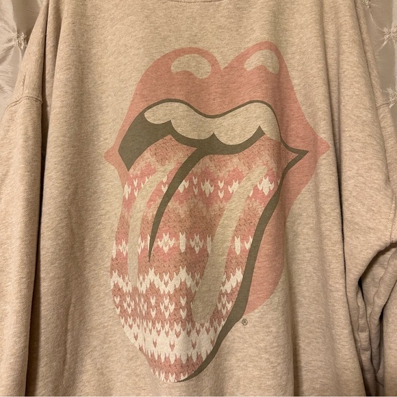 American Eagle AE Oversized Rolling Stones Lips Sweatshirt Heathered Cream Pink - Picture 4 of 12
